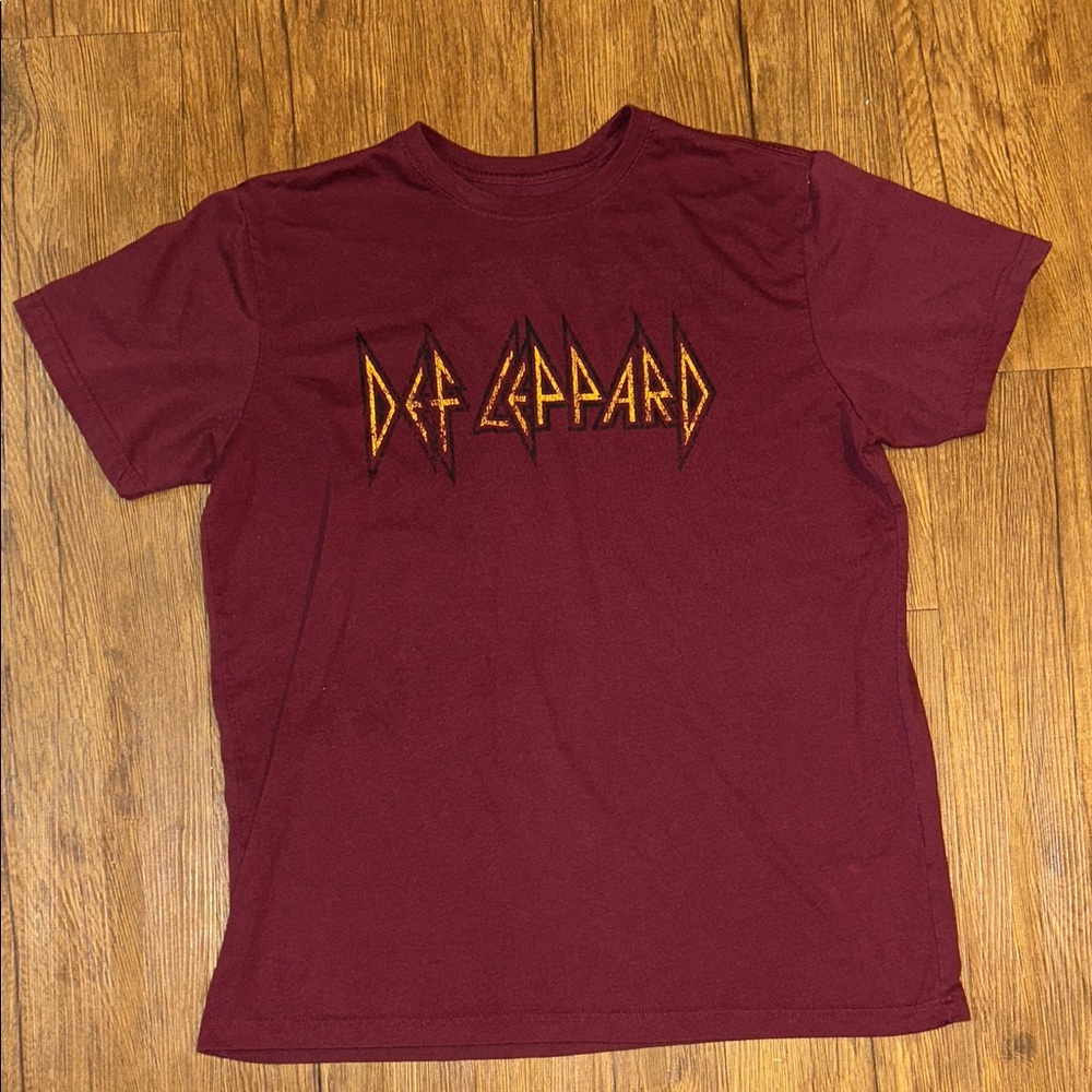 Def Leppard Maroon T-Shirt